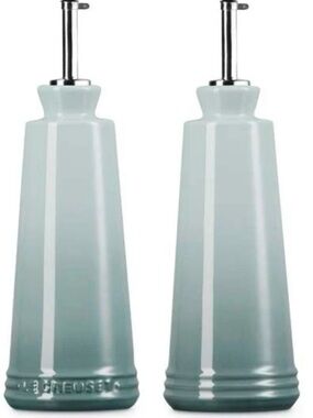 Le Creuset Seasalt- Oil and Vinegar sold out